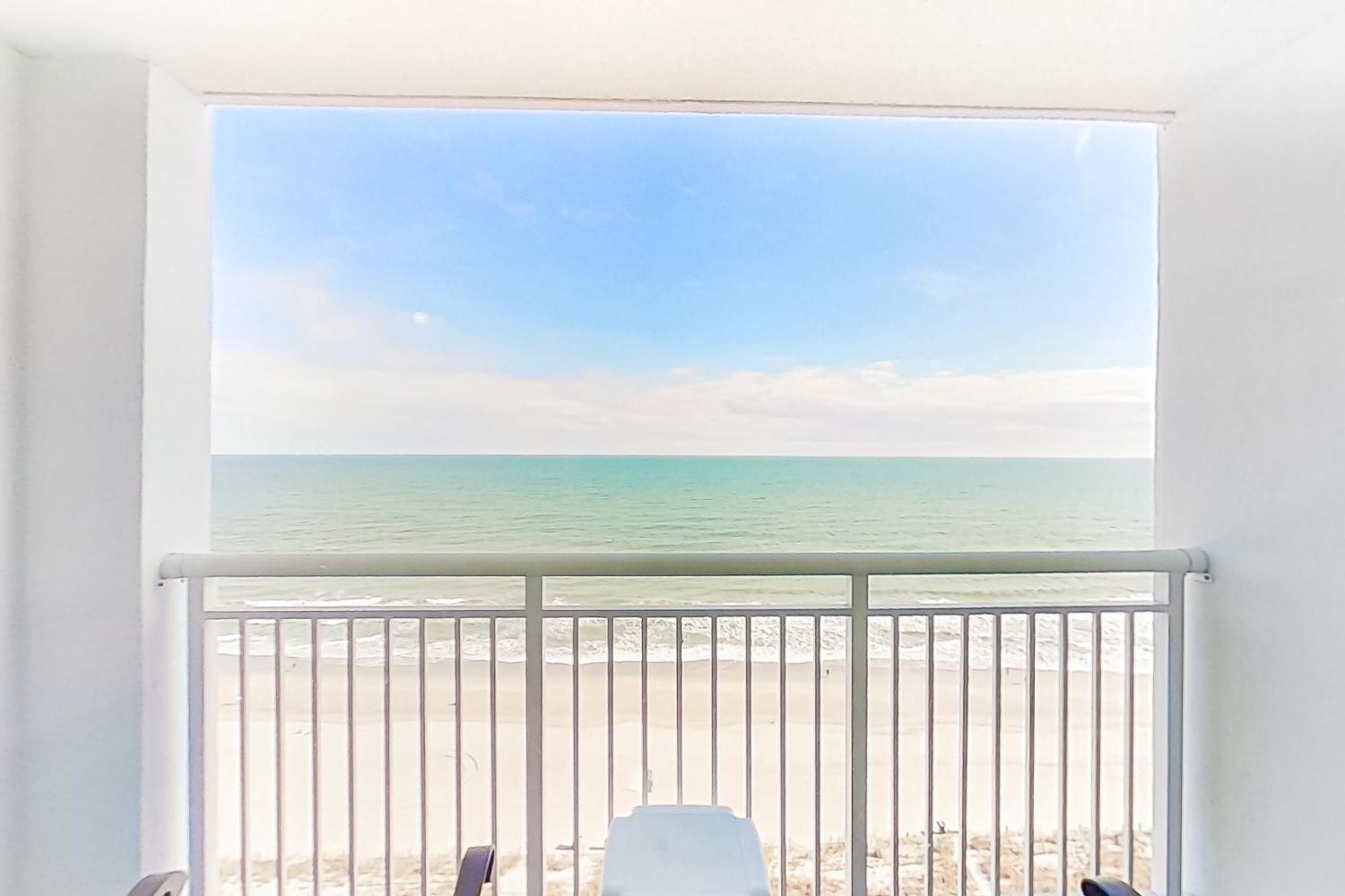 Apartment Camelot By The Sea 1506